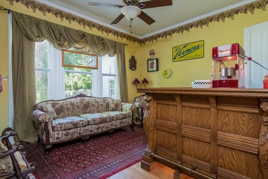Fennville Kingsley House Bed & Breakfast - Full Home المظهر الخارجي الصورة