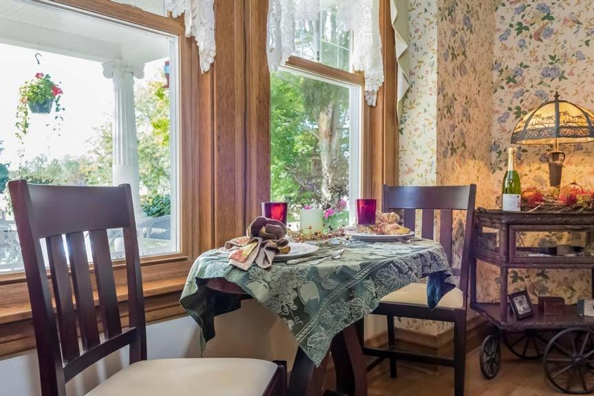 Fennville Kingsley House Bed & Breakfast - Full Home المظهر الخارجي الصورة