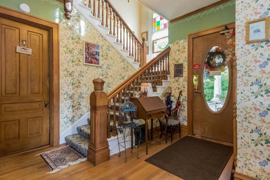 Fennville Kingsley House Bed & Breakfast - Full Home المظهر الخارجي الصورة