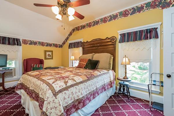 Fennville Kingsley House Bed & Breakfast - Full Home المظهر الخارجي الصورة